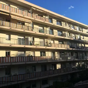 https://studio-standing.fr-provencehotel.com